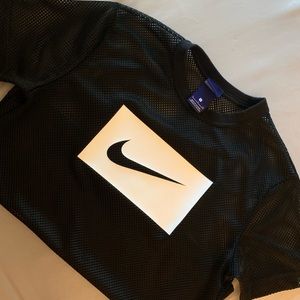 Nike Mesh Shirt
